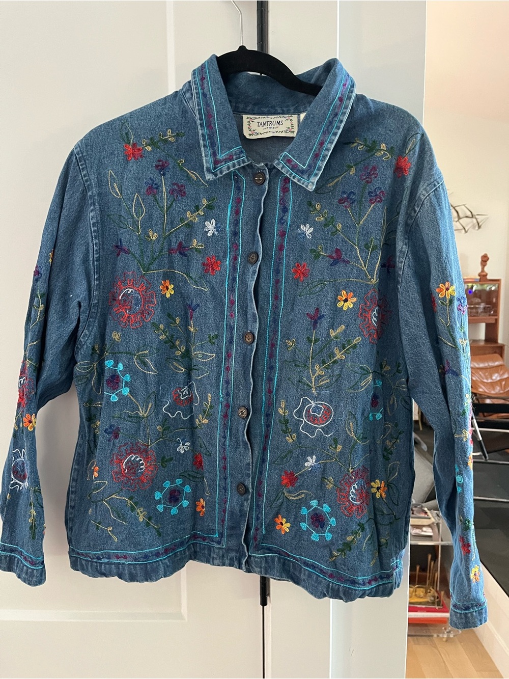 Vintage 90’s Tantrums Blue Embroidered Denim Shacket with Floral Accents boho - Picture 2 of 6